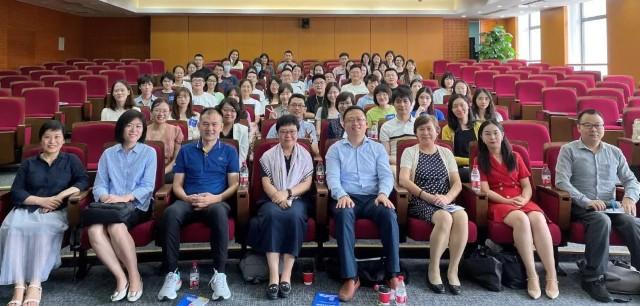 上海财大上海交大组织行为与人力资源管理专业学术交流活动顺利举行